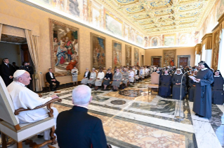 4-Alle Partecipanti ai Capitoli Generali dell'Ordine del Santissimo Salvatore di Santa Brigida e delle Suore Missionarie Comboniane