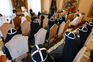 1-Alle Partecipanti ai Capitoli Generali dell'Ordine del Santissimo Salvatore di Santa Brigida e delle Suore Missionarie Comboniane