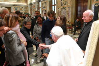 8-Alla Comunità Accademica del Pontificio Istituto Teologico Giovanni Paolo II per le Scienze del Matrimonio e della Famiglia  