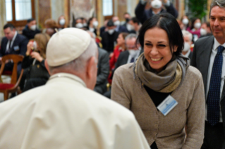 7-Aos participantes no Encontro promovido pelo Consórcio Internacional da Mídia Católica "Catholic fact-checking"