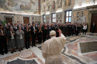 1-Ai  Membri del Pontificio Istituto Missioni Estere (P.I.M.E.), in occasione dei 150 anni della Rivista "Mondo e Missione"
