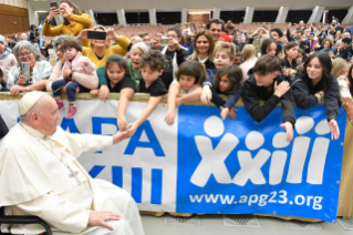 14-Aos membros da Comunidade Papa João XXIII