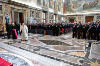 0-A los funcionarios y agentes de la Comisaría de Seguridad Pública junto al Vaticano