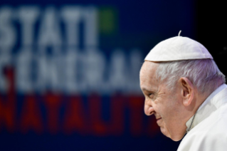 0-Le Pape François participe aux « États Généraux de la Natalité »
