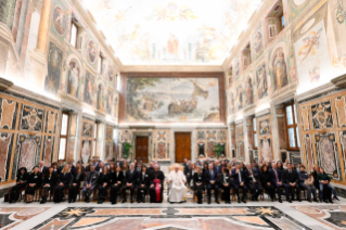 0-A los participantes en un encuentro organizado por la "Strategic Alliance of Catholic Research Universities" (SACRU) y la Fundación "Centesimus Annus Pro Pontifice"