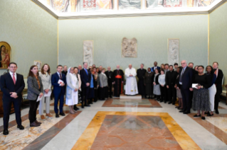 2-Aux membres de la Commission pontificale pour la protection des mineurs 