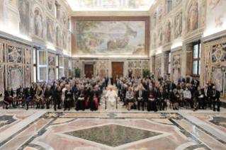 11-Aos membros da Fundação Centesimus Annus pro Pontifice