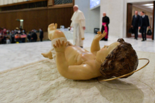 4-Alle Delegazioni che donano l'Albero di Natale e il Presepio in Piazza San Pietro e nell'Aula Paolo VI