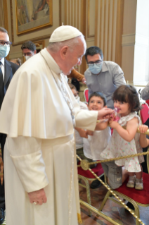 6-Aux diacres permanents du diocèse de Rome, avec leurs familles