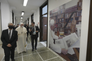 4-Visit of the Holy Father to the work-community of the Dicastery for Communication