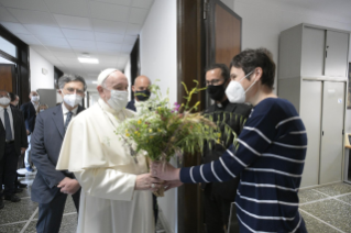 13-Visit of the Holy Father to the work-community of the Dicastery for Communication