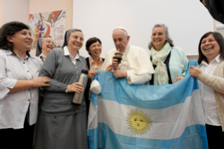 3-Encuentro con las participantes en el Capítulo General de las Hijas de María Auxiliadora