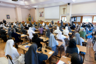 7-Encontro com as participantes no Capítulo Geral das Filhas de Maria Auxiliadora