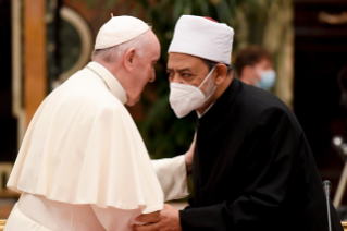 2-Meeting of the Holy Father Francis with the representatives of religions on the theme “Religions and Education: towards a Global Compact on Education”