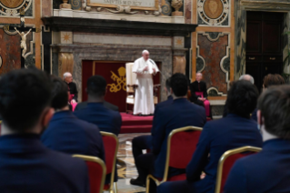 4-Saludo del Santo Padre a los directivos y futbolistas del Sampdoria