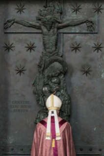 18-Außerordentliches Jubiläum der Barmherzigkeit: Heilige Messe und Öffnung der Heiligen Pforte in der Basilika St. Johann im Lateran 