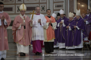 6-Außerordentliches Jubiläum der Barmherzigkeit: Heilige Messe und Öffnung der Heiligen Pforte in der Basilika St. Johann im Lateran 