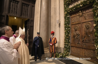 1-Außerordentliches Jubiläum der Barmherzigkeit: Heilige Messe und Öffnung der Heiligen Pforte in der Basilika Santa Maria Maggiore 