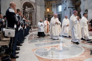 3-Santa Missa por ocasião do 200º aniversário da Gendarmeria Vaticana 