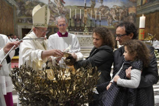 23-Fiesta del Bautismo del Señor - Santa Misa y bautismo de algunos niños