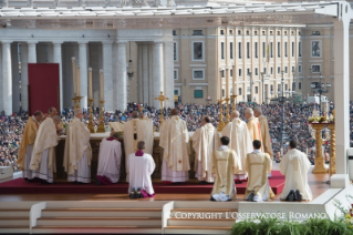 6-XXIX Domingo do Tempo Comum - Santa Missa e Canonização