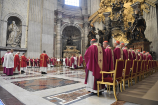 9-Chapelle papale &#xe0; l'intention des cardinaux et &#xe9;v&#xea;ques d&#xe9;c&#xe9;d&#xe9;s au cours de l'ann&#xe9;e