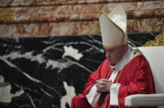5-Santa Misa en sufragio de los cardenales y obispos fallecidos durante el año