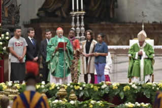 35-XXX Domingo do Tempo Comum - Santa Missa na conclus&#xe3;o da XV Assembleia Geral Ordin&#xe1;ria do S&#xed;nodo dos Bispos