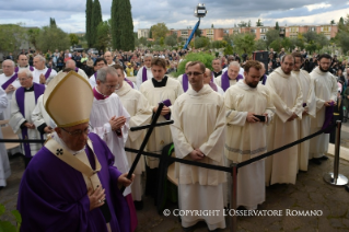 6-Santa Missa na comemoração de todos os fiéis defuntos
