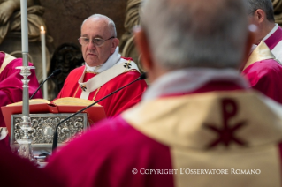 10-Papstmesse für die Kardinäle und Bischöfe, die im Laufe des Jahres verstorben sind 