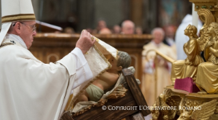 0-عظة قداسة البابا فرنسيس قداس ليلة عيد الميلاد - 24 ديسمبر / كانون الأول 2014