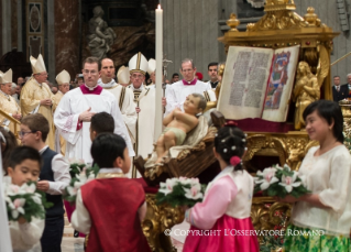 5-Santa Misa en la Solemnidad de la Natividad del Señor (24 de diciembre de 2014)