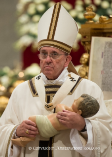 6-Santa Missa na Solenidade do Natal do Senhor (24 de dezembro de 2014)