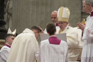 44-Santa Misa y consagración episcopal