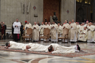 31-Santa Misa y consagración episcopal