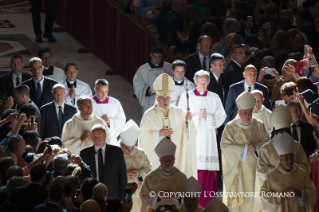 5-IV Dimanche de Pâques - Messe et Ordinations presbytérales 