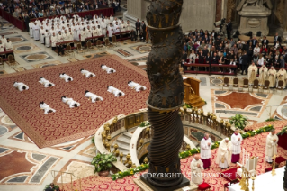 8-IV Domingo de Páscoa - Santa Missa e Ordenações Presbiteriais