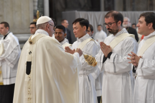 5-Heilige Messe mit Priesterweihen
