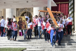 18-Celebration of Palm Sunday of the Passion of the Lord