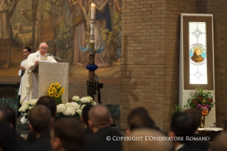 10-Celebración Eucarística en el Pontificio Colegio Americano del Norte