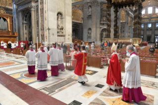 5-Messe à l'intention des cardinaux et évêques décédés au cours de l'année
