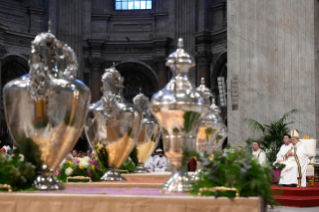 21-Giovedì della Settimana Santa – Messa del Crisma