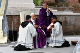 20-Santa Missa na Celebração de todos os fiéis defuntos