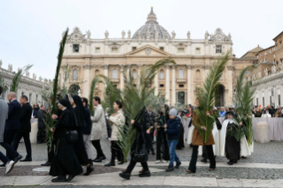 11-Palm Sunday: Passion of the Lord - Commemoration of the Lord's entrance into Jerusalem and Holy Mass