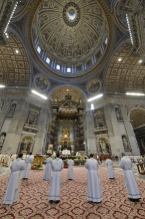 17-Santa Misa con ordenaciones sacerdotales