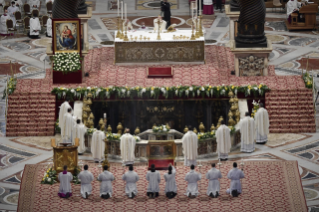 29-Heilige Messe mit Priesterweihen