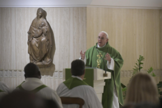 2-Morning Meditation by Pope Francis in the Chapel of the Domus Sanctae Marthae: <i>Spiritual tepidness that transforms life into a cemetery</i>