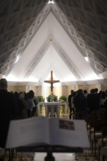 6-Frühmesse in der Kapelle der Casa Santa Marta: Das Abgleiten in die Weltlichkeit ist eine langsame Apostasie