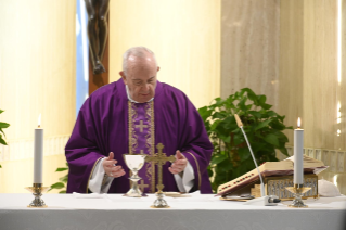 2-Holy Mass presided over by Pope Francis at the <i>Casa Santa Marta</i> in the Vatican: "The disease of sloth and the water that regenerates us"