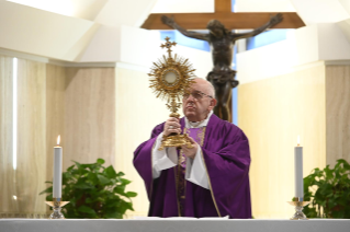 11-Holy Mass presided over by Pope Francis at the <i>Casa Santa Marta</i> in the Vatican: "The disease of sloth and the water that regenerates us"